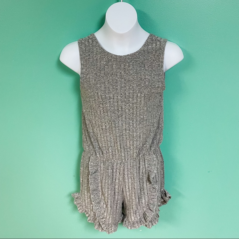 Sovereign Code Gray Kay Ruffle Romper Girls Size 8 - Picture 2 of 9